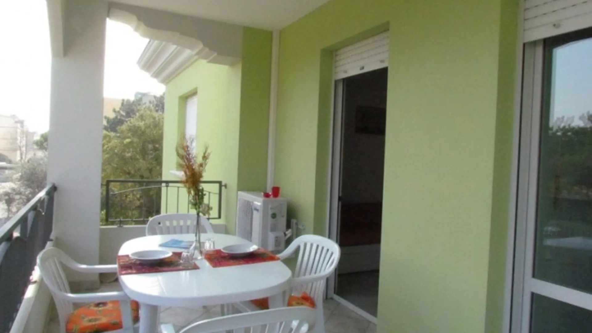 Flat With Large Terrace In Bibione - Beahost Apartment Italy